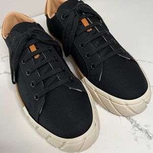 DEAR FRANCES Seek Trainer in Black, Size 39.5, Made in Italy, NEW in the box